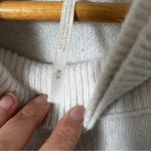 Free People Wonderful Sweater White and Oversized Size Medium - Picture 4 of 5